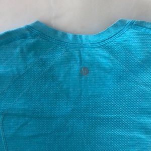 COPY - Men’s Lululemon athletic shirt